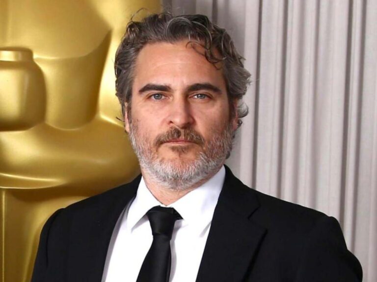 Joaquin Pheonix Returns As The Joker In Joker: Folie a Deux