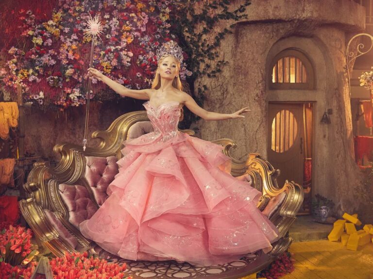 Wicked First Look Images Feature Ariana Grande & Cynthia Erivo