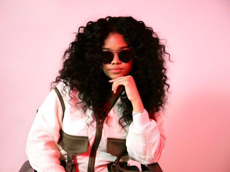 More About H.E.R’s Upcoming Majorette-Inspired Feature!