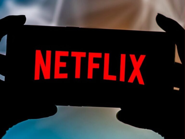 Netflix Scrapping Projects Based On Algorithm Leaves Fans Triggered