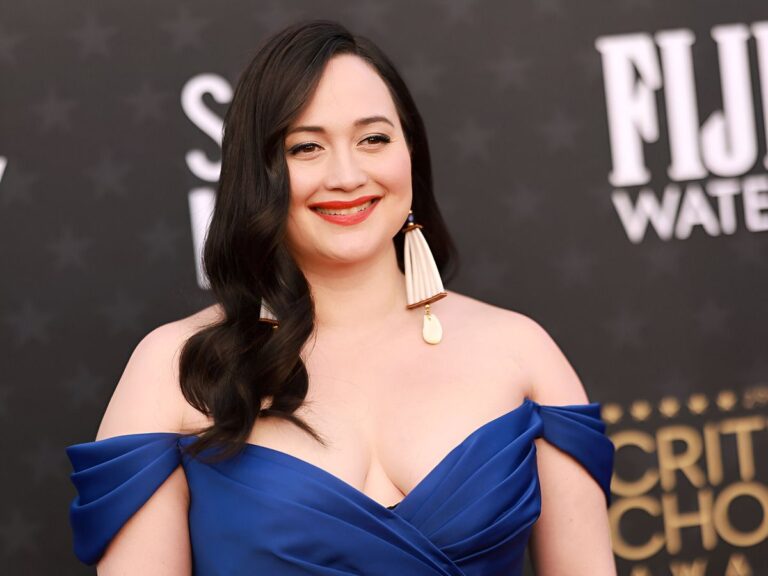 The Wedding Banquet: Lily Gladstone Roped For Another Homosexual Role