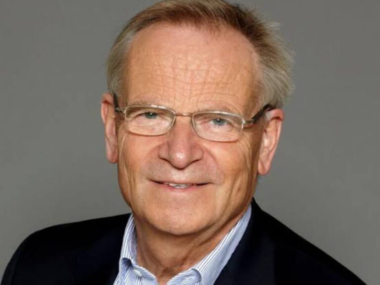 Author Jeffrey Archer Signs Deal with Dream Bay For Novel Adaptations