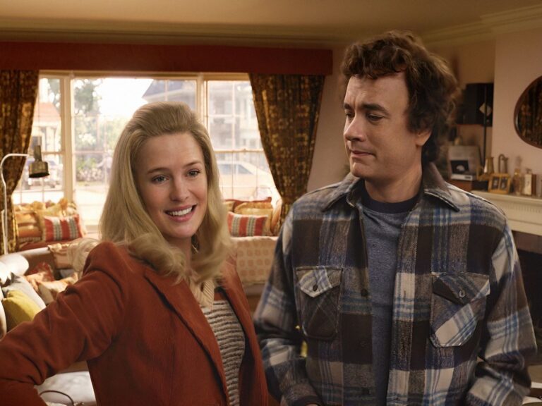 “Here” First Look: Forrest Gump Stars Tom Hanks & Robin Wright Are De-Aged