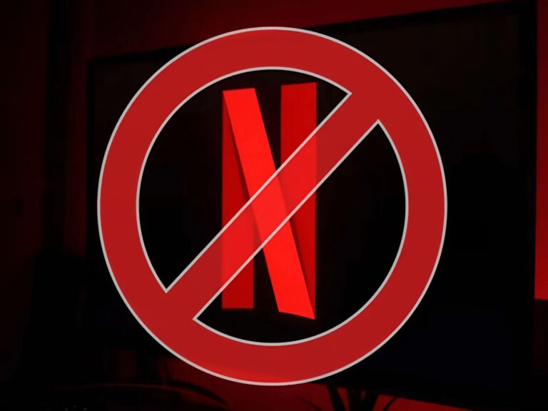 Trump Supporters Scream #CancelNetflix! But Why?