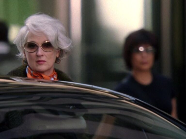 Watch Anne Hathaway’s Loved Comedy On Disney+ Hotstar Today!