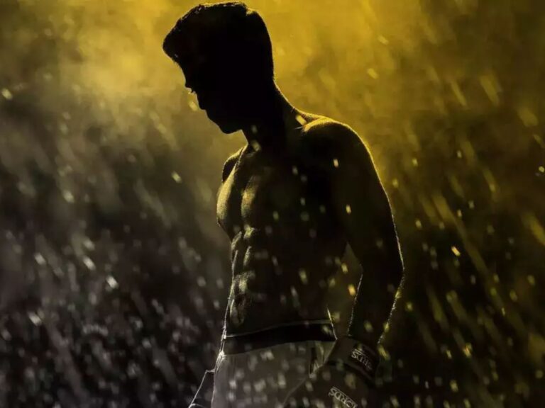 Mollywood’s Neck And Neck ‘Knock Out’ En Route!