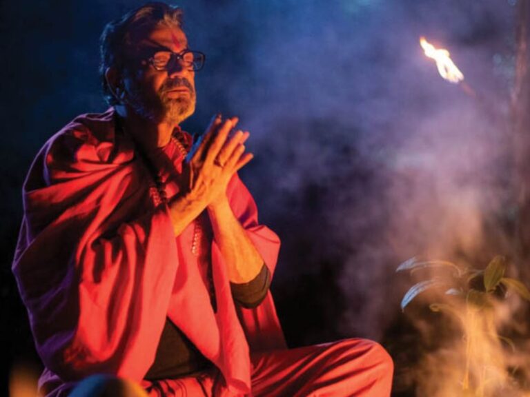 Nikosh Chhaya Is Going To Bring The Drak Energy This Halloween !