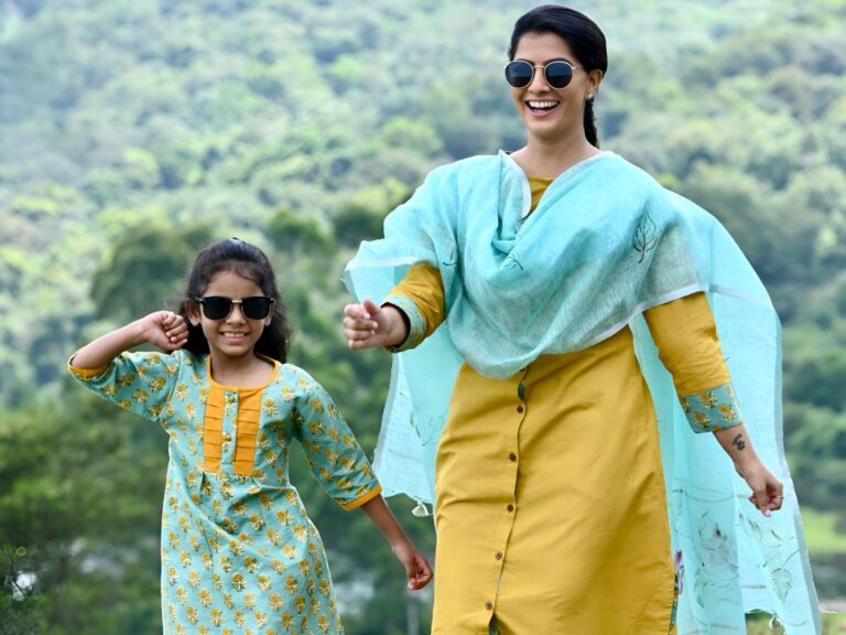 Can Sabari Draw The Attention Of The Audience?