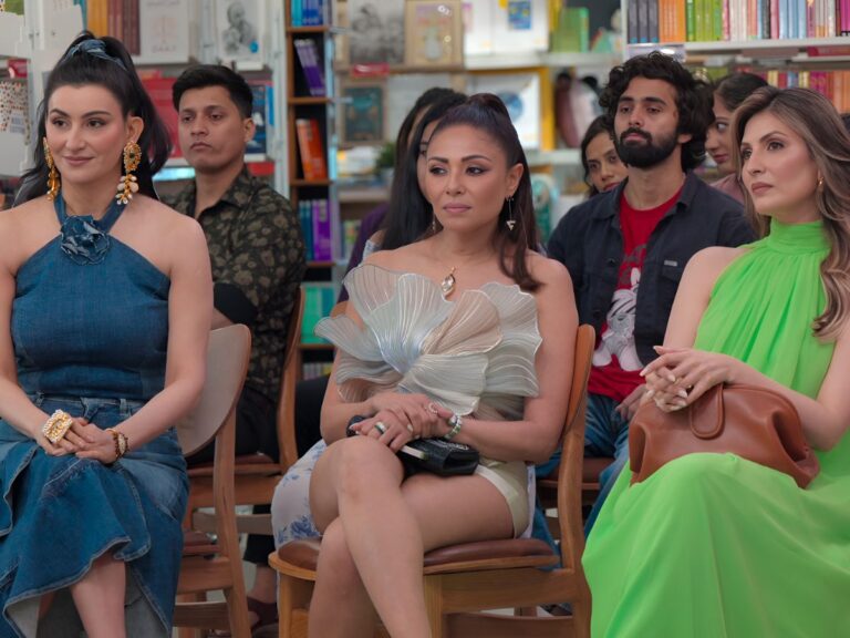 Ship of Dharmatic Sinking After Fabulous Lives VS Bollywood Wives!!