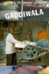 Gaddiwala Movie Streaming Online