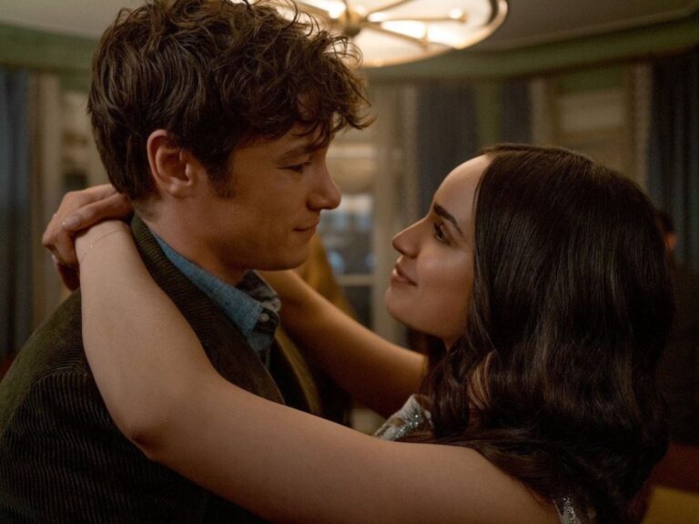 Did Netflix Just Drop A New Fan Fav Rom-Com!