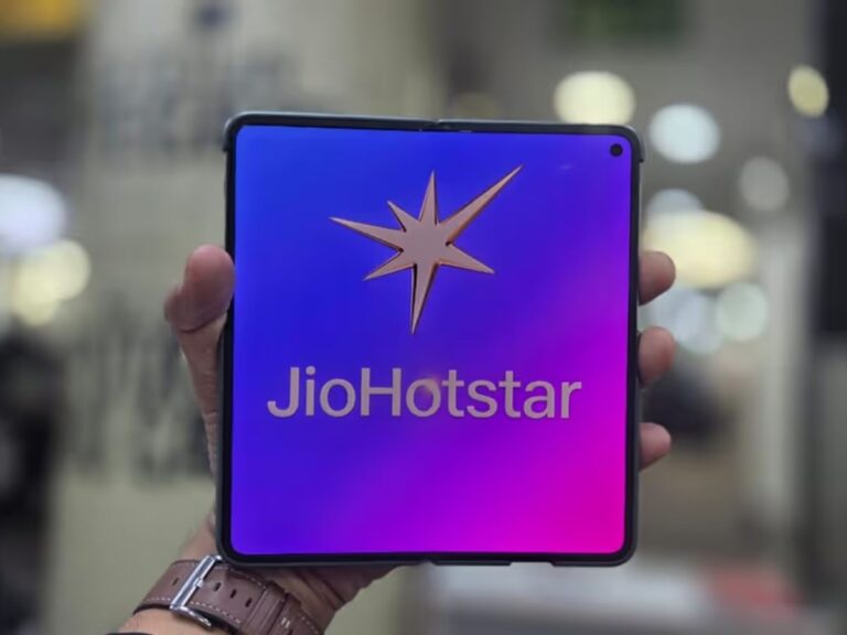 JioHotstar’s Ad Barrage Ruins Classic Hindi Films